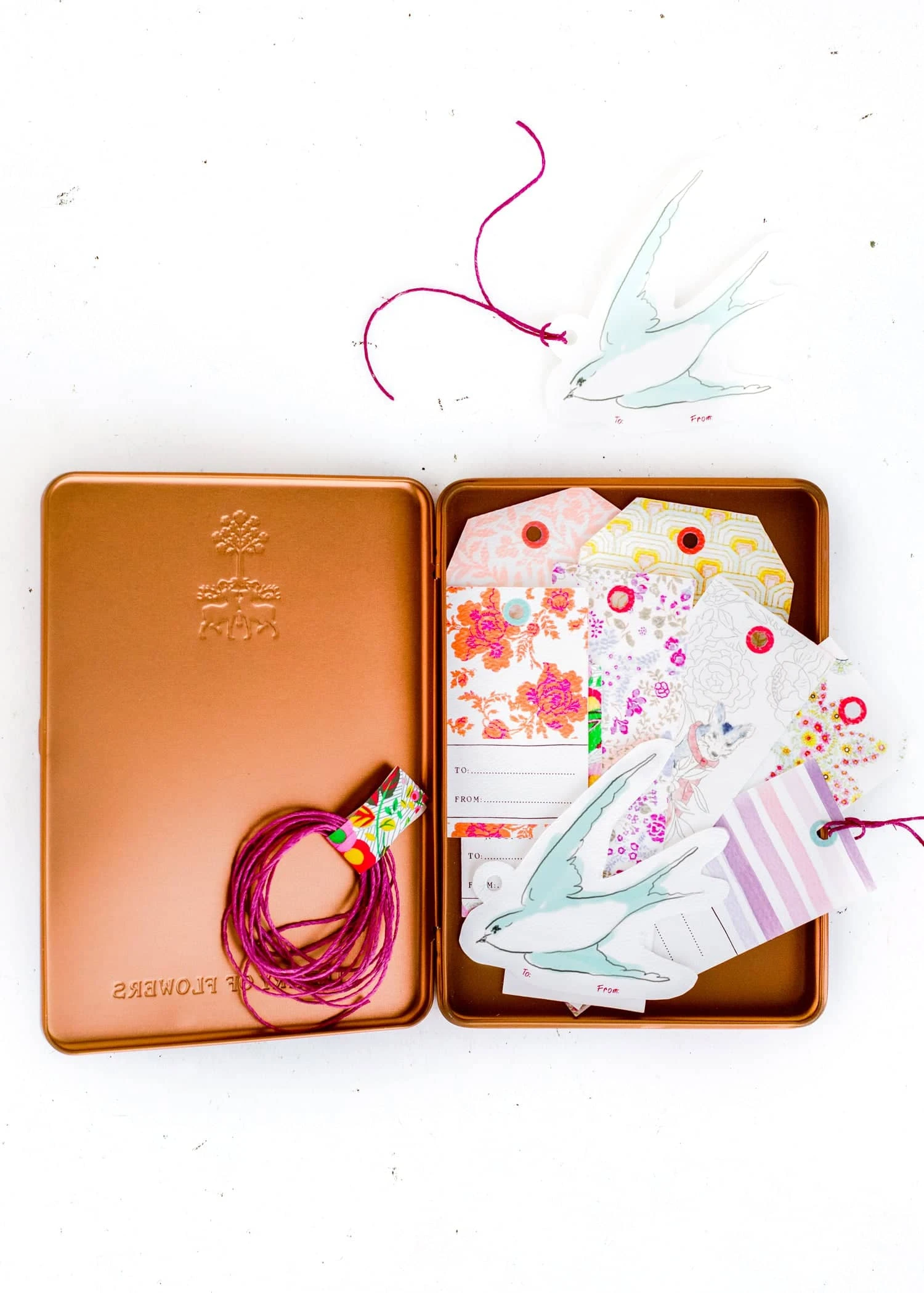 Limited Edition Gift Tag Kit 3 Limited Edition Gift Tag Kit - Image 3