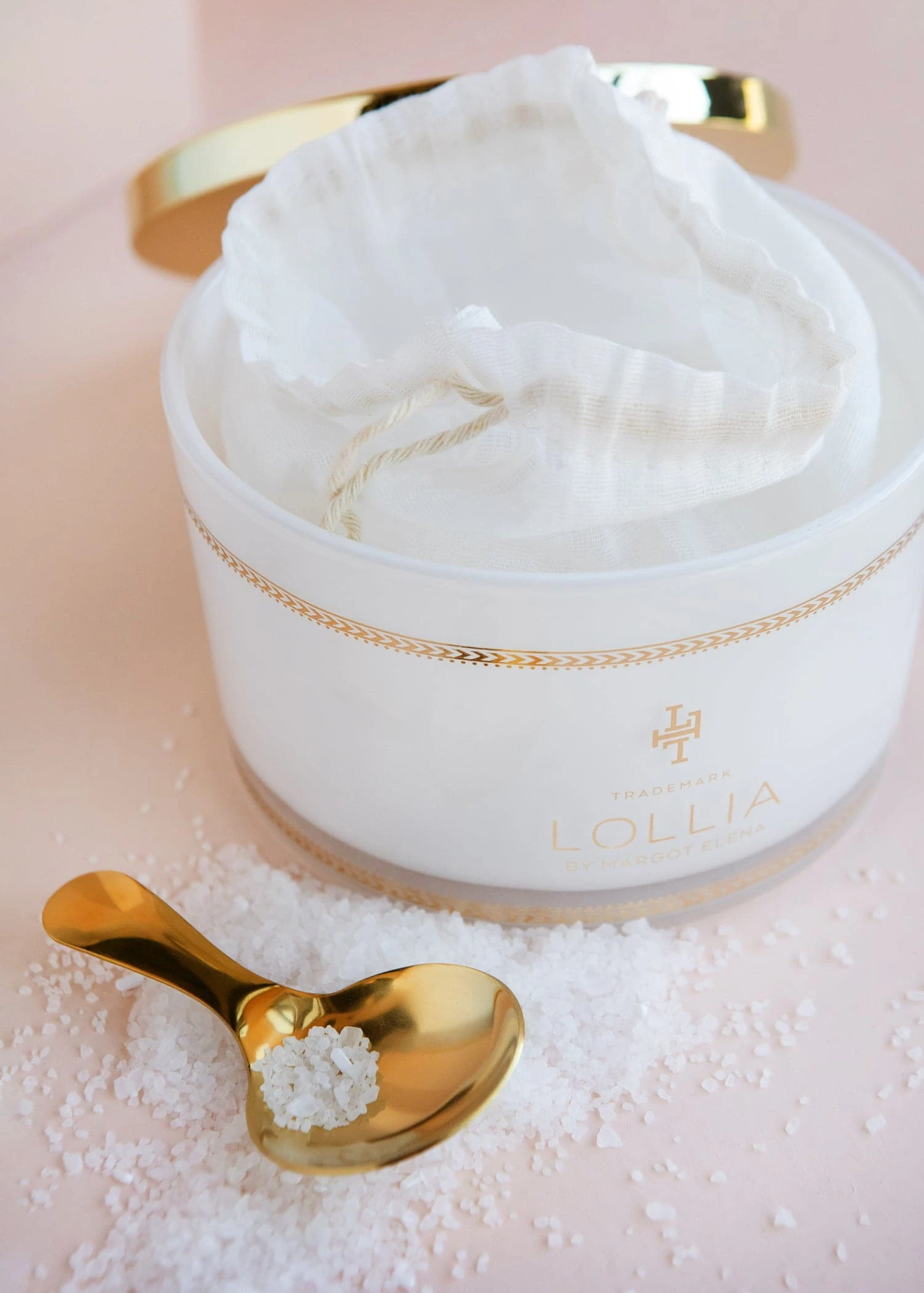 Breathe Fine Bathing Salts 2 Breathe Fine Bathing Salts - Image 2