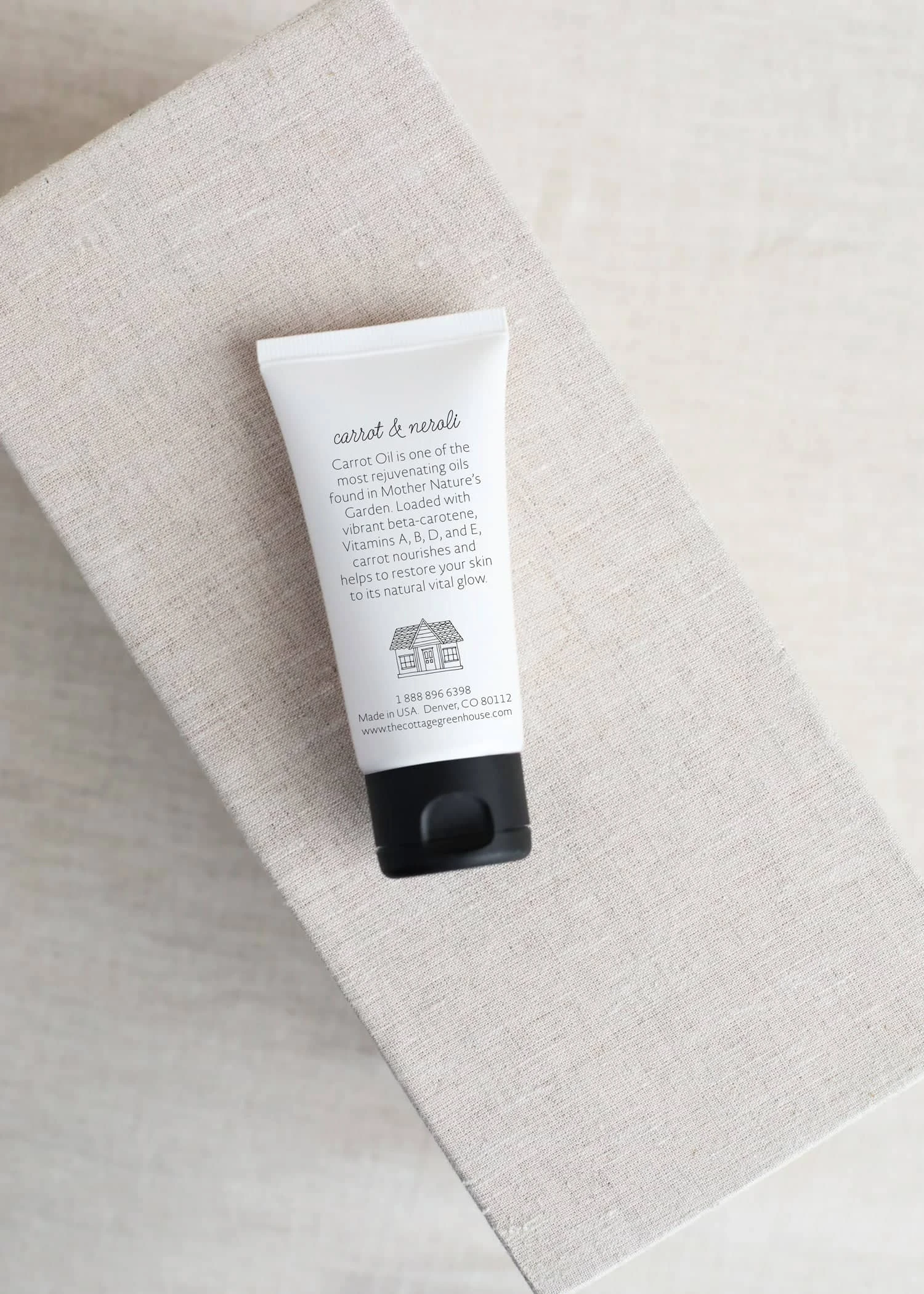 Carrot & Neroli Travel Size Handcreme 2 Carrot & Neroli Travel Size Handcreme - Image 2