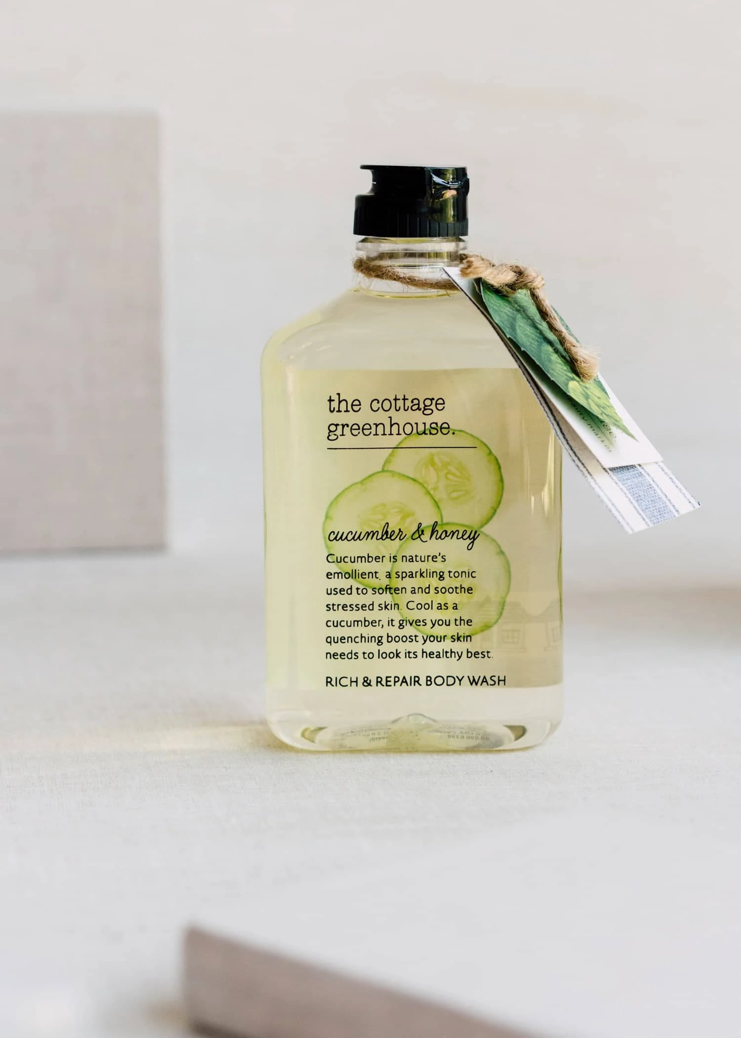 Cucumber & Honey Body Wash 1 Cucumber & Honey Body Wash