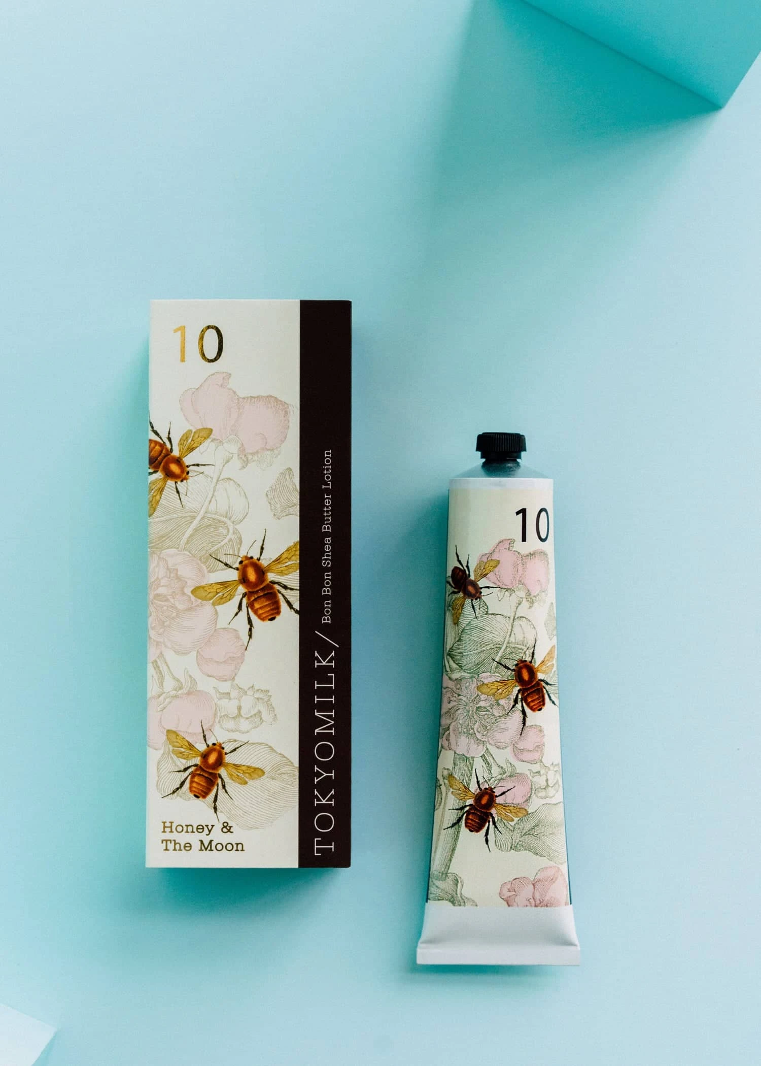 Honey & The Moon Classic Brilliant Pair 3 Honey & The Moon Classic Brilliant Pair - Image 3