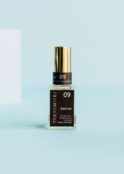 KABUKI -Clinique Sales Store tokyo milk classic kabuki perfume front gold