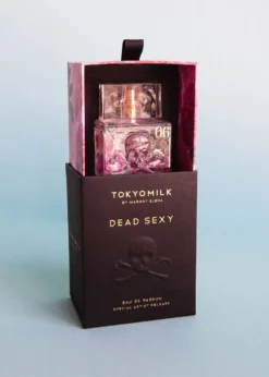 Dead Sexy Embossed Perfume & Petite Treat Handcreme -Clinique Sales Store tokyomilk deadsexy EDP5 a6021b1f 14c4 4935 9814 3f33453fbf92